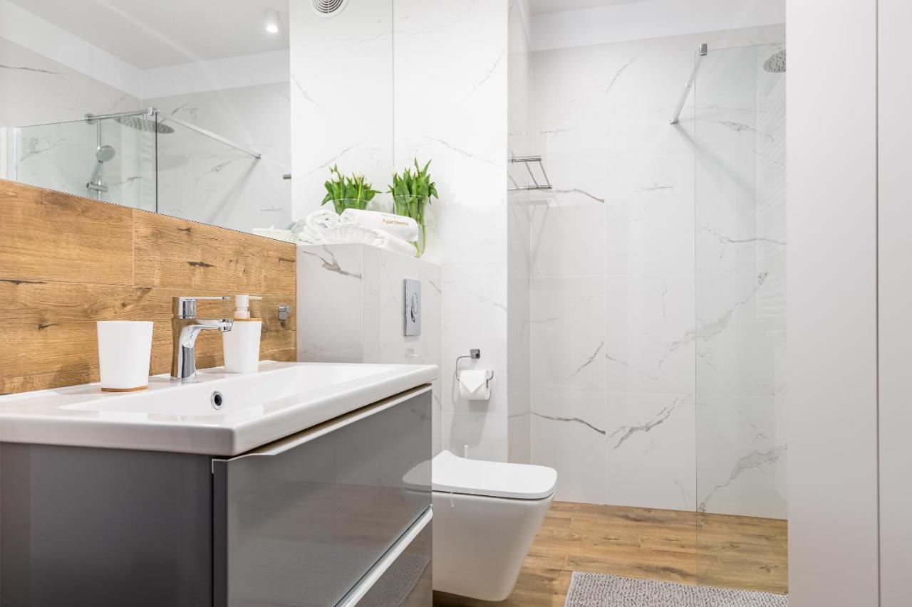 Premium Apartments New Town Private Parking Included Szczecin Exterior photo